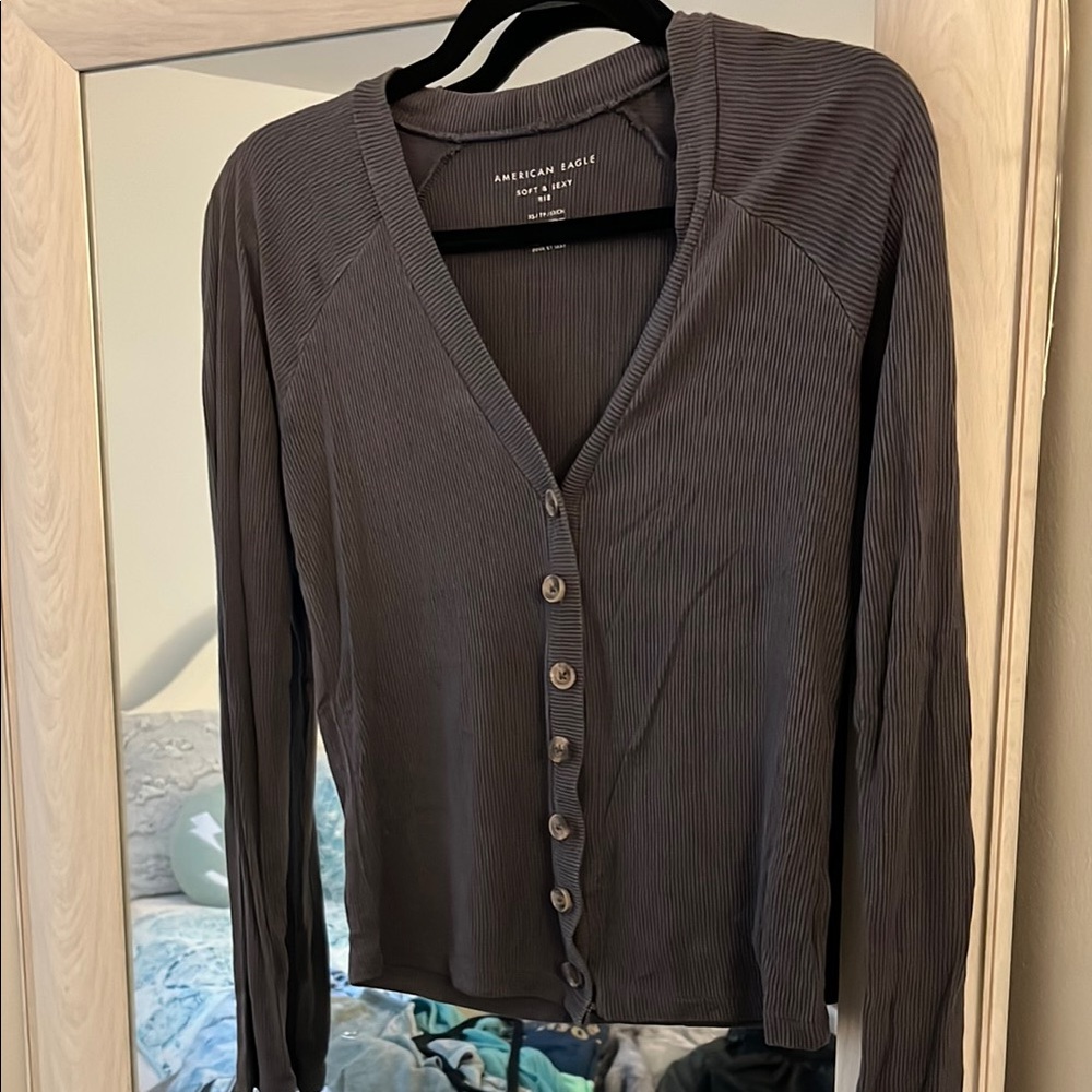 American Eagle Gray Ribbed Cardigan Top